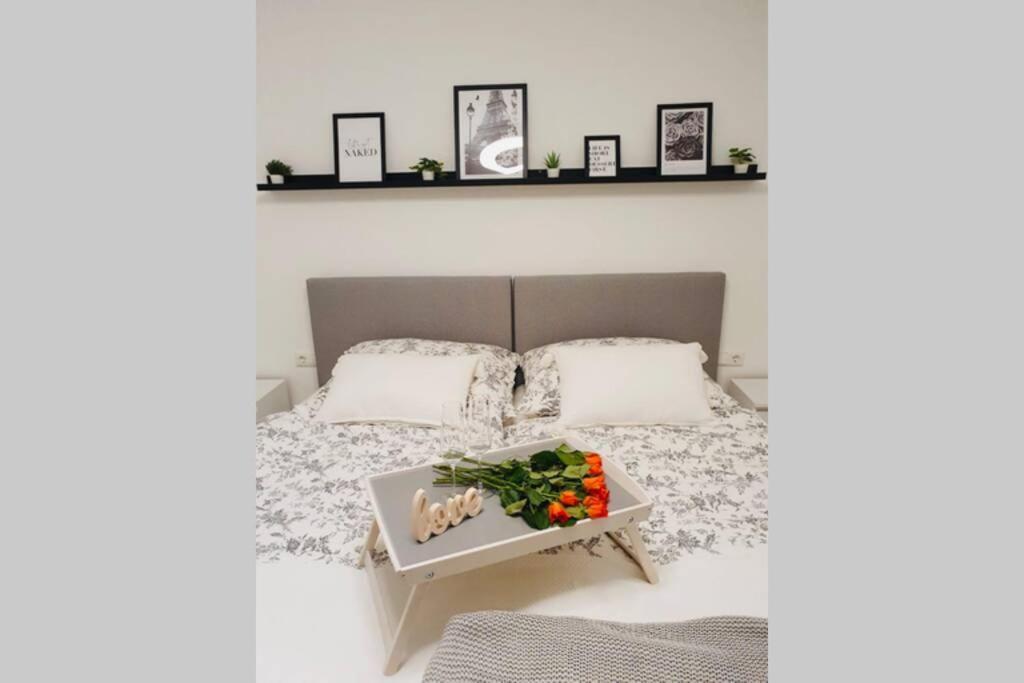 Leon Apartment Neu! Gemuetlichkeit An Erster Stelle Linz Esterno foto